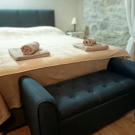 Gloria - Old Center Lägenhet *